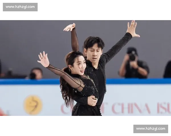 隋文静 韩聪复出首秀摘短节目第三 国际滑联赞状态满分